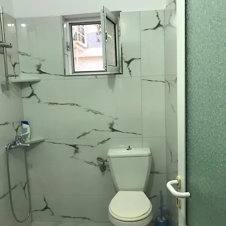 Vuria Pensjonat Saranda